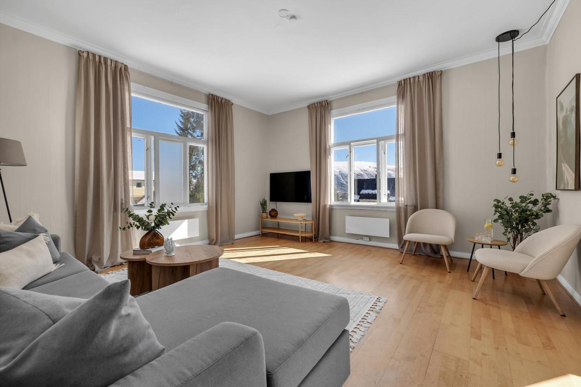 Amazing Tromso City Apartment With Free Parking And Lovely City Views! 外观 照片