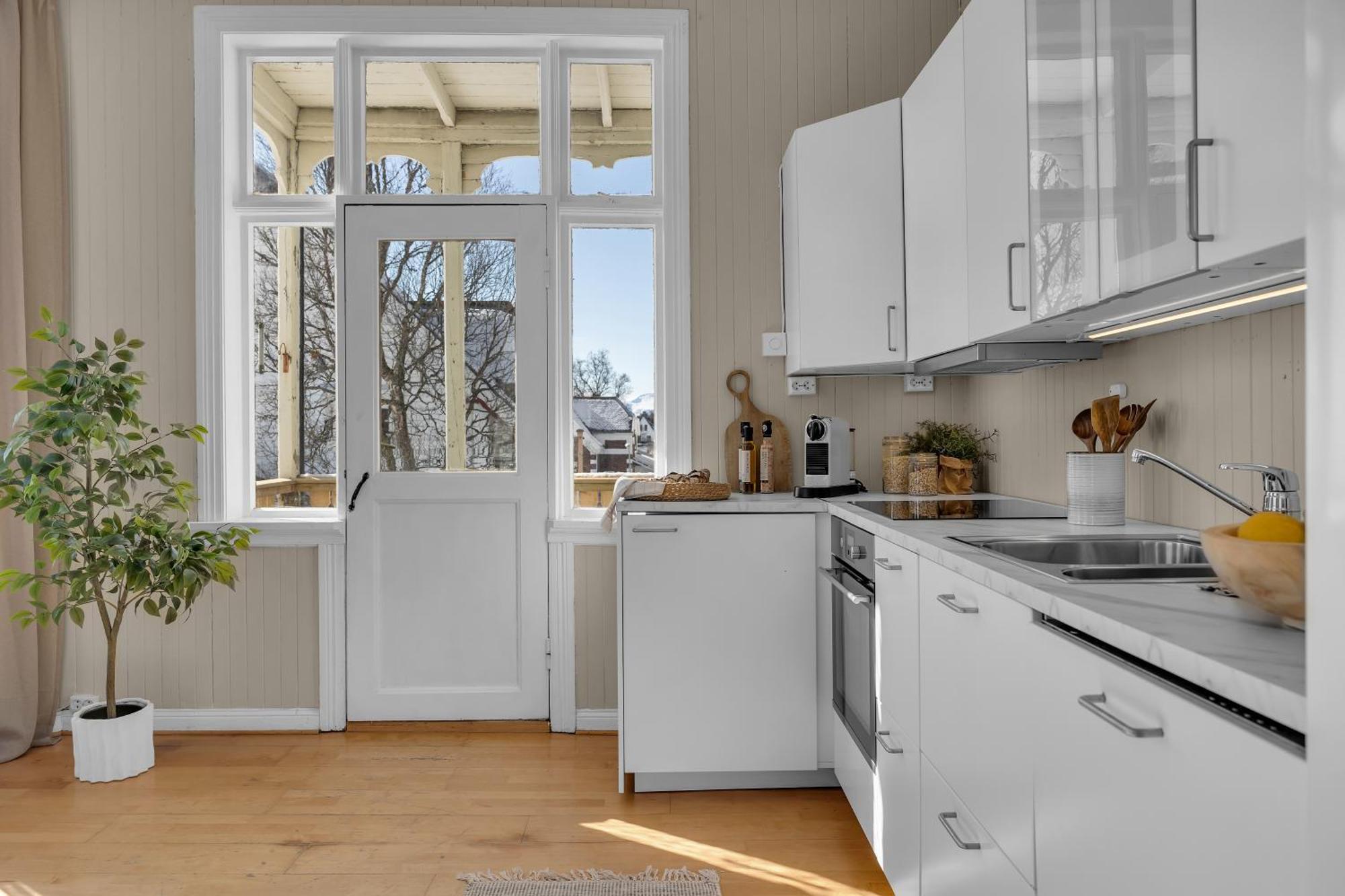 Amazing Tromso City Apartment With Free Parking And Lovely City Views! 外观 照片
